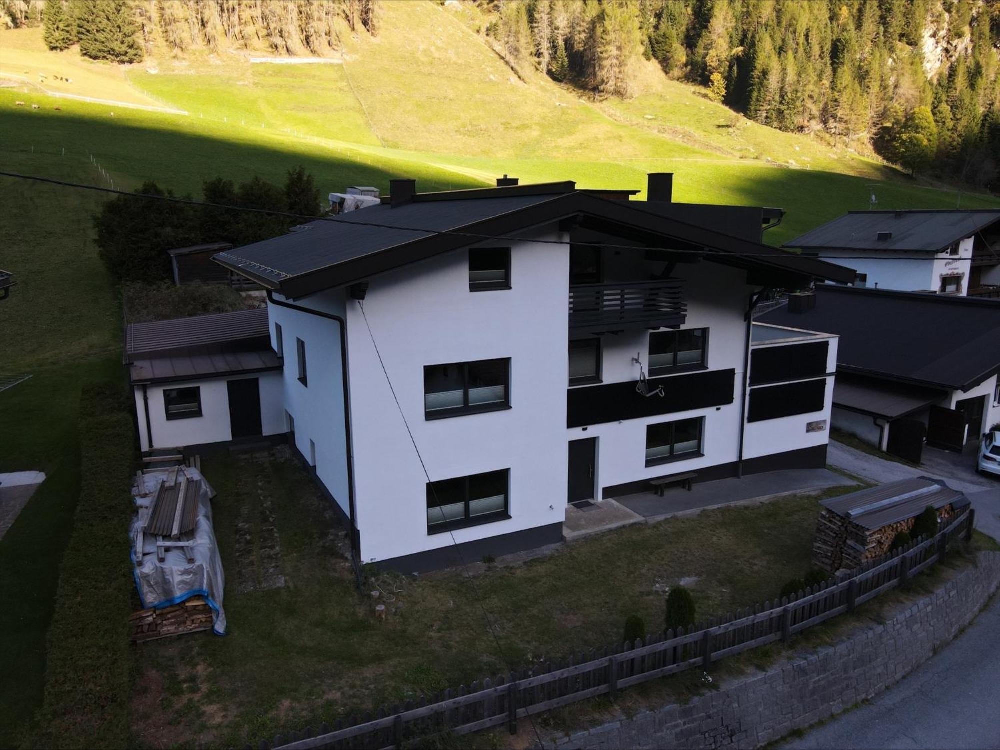 Alpenliebe Pitztal Apartment Sankt Leonhard im Pitztal Exterior photo